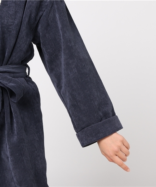 LBC（エルビーシー）の「コーデュロイガウンコート                  （その他アウター・レディース・オフホワイト/ネイビー/ブラウン・MEDIUM/LARGE）」の11枚目の写真