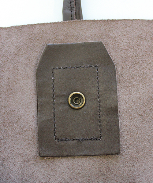 CIAOPANIC（チャオパニック）の「【Ciaopanic】　LEATHER　TOTEBAG（トートバッグ・レディース・アイボリー/ブラック/ネイビー/オレンジ/ダークブラウン・FREE）」の13枚目の写真
