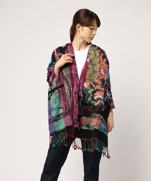 チャイハネ（チャイハネ）の「【チャイハネ】yul ジャガード刺繍ケープ（カーディガン/ボレロ・レディース・ブラック/パープル/ターコイズブルー・FREE）」の4枚目の写真