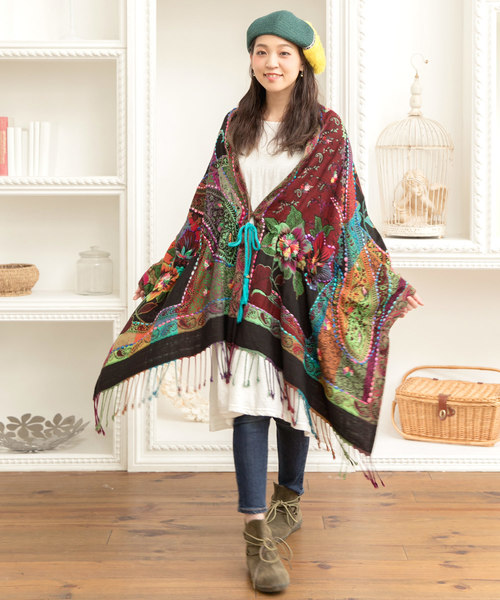 チャイハネ（チャイハネ）の「【チャイハネ】yul ジャガード刺繍ケープ（カーディガン/ボレロ・レディース・ブラック/パープル/ターコイズブルー・FREE）」の13枚目の写真