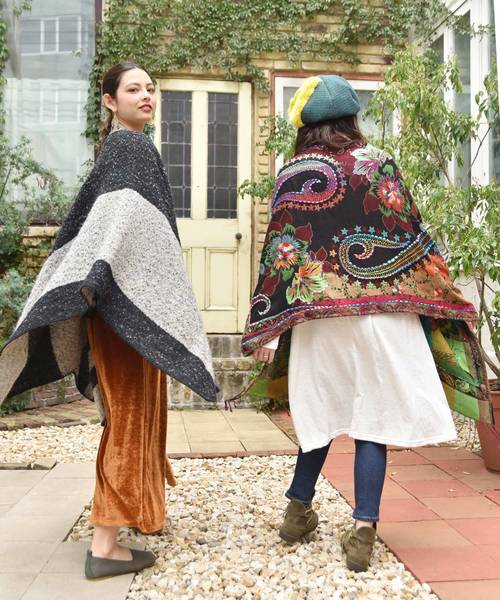 チャイハネ（チャイハネ）の「【チャイハネ】yul ジャガード刺繍ケープ（カーディガン/ボレロ・レディース・ブラック/パープル/ターコイズブルー・FREE）」の15枚目の写真