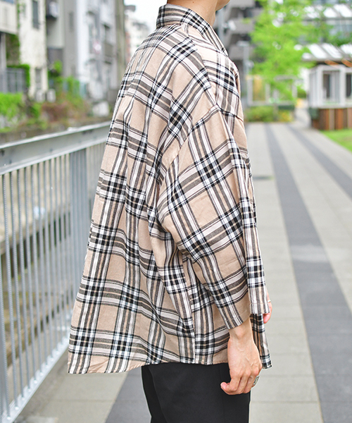 kutir（クティール）の「【ウルトラルーズシルエット】ハーフスリーブシャツ（シャツ/ブラウス・メンズ・チャコールグレー/ベージュ/ネイビー・MEDIUM/LARGE）」の10枚目の写真