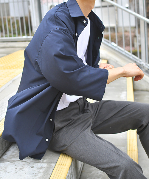 kutir（クティール）の「【ウルトラルーズシルエット】ハーフスリーブシャツ（シャツ/ブラウス・メンズ・チャコールグレー/ベージュ/ネイビー・MEDIUM/LARGE）」の5枚目の写真