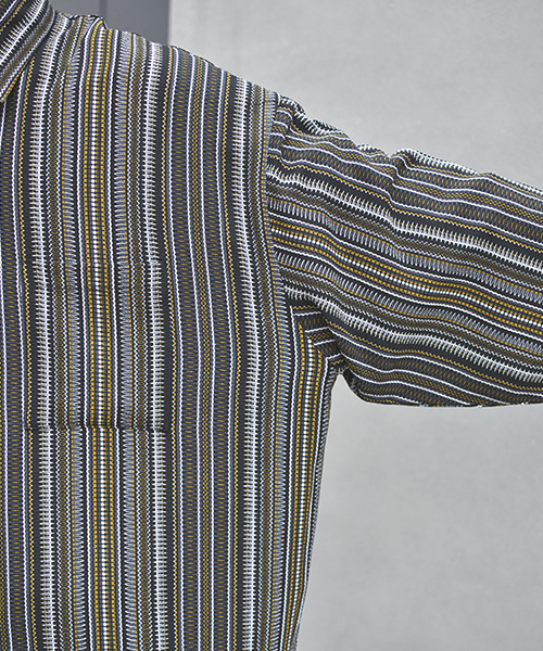 kutir（クティール）の「【ウルトラルーズシルエット】ハーフスリーブシャツ（シャツ/ブラウス・メンズ・チャコールグレー/ベージュ/ネイビー・MEDIUM/LARGE）」の18枚目の写真