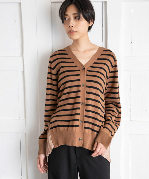Munich(ミューニック)の「ウールニット×サテンバックプリーツ カーディガン(カーディガン)」|ライトブラウン