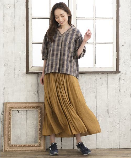 sabstreet my standard(サブストリートマイスタンダード)の「Vネックパフスリーブブラウス【大きいサイズ対応】【9号(M)~19号(5L)】(シャツ/ブラウス・レディース・ベージュ/ブラウン/グリーン・15号/9号/19号)」の8枚目の写真