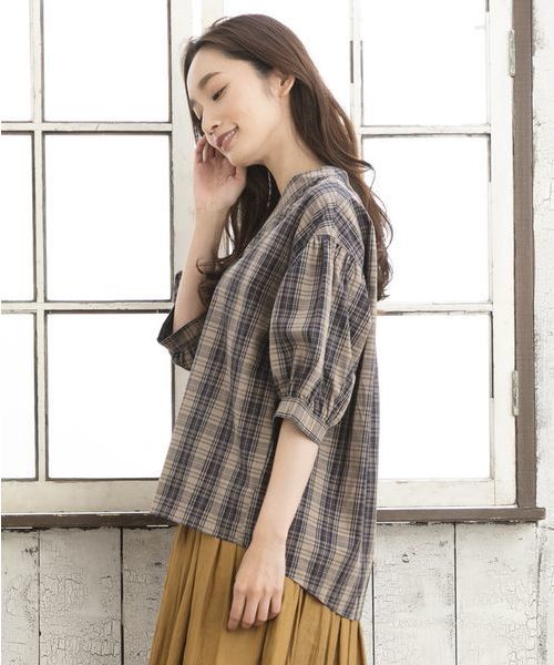 sabstreet my standard(サブストリートマイスタンダード)の「Vネックパフスリーブブラウス【大きいサイズ対応】【9号(M)~19号(5L)】(シャツ/ブラウス・レディース・ベージュ/ブラウン/グリーン・15号/9号/19号)」の7枚目の写真