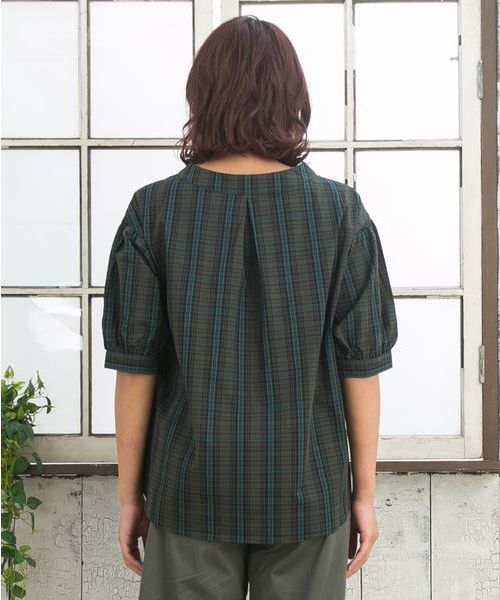sabstreet my standard(サブストリートマイスタンダード)の「Vネックパフスリーブブラウス【大きいサイズ対応】【9号(M)~19号(5L)】(シャツ/ブラウス・レディース・ベージュ/ブラウン/グリーン・15号/9号/19号)」の10枚目の写真