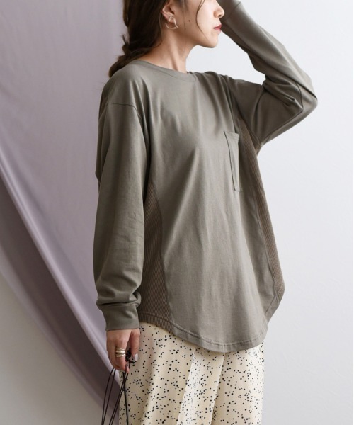 LHELBIE(レルビエ)の「胸ポケット切替ワッフルカットソー(Tシャツ/カットソー・レディース・ブラック/グレー/オフホワイト/カーキ・M)」の1枚目の写真