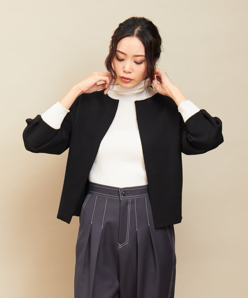 qualite(カリテ)の「フォルムニットジャケット(シャツ/ブラウス・レディース・ブラック/ダークグリーン/ベージュ/オフホワイト/ダークオレンジ・フリー)」の3枚目の写真