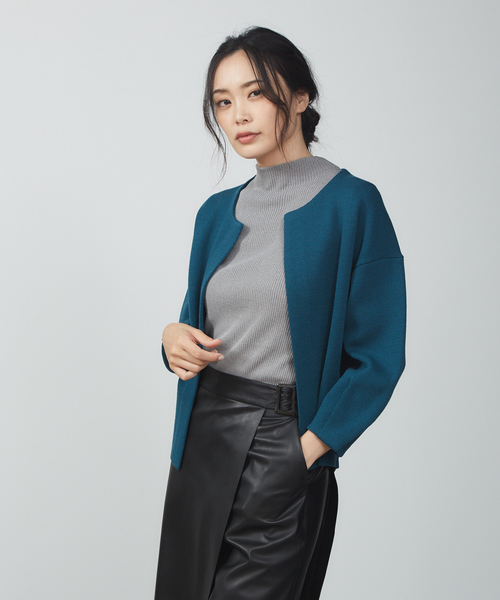 qualite(カリテ)の「フォルムニットジャケット(シャツ/ブラウス・レディース・ブラック/ダークグリーン/ベージュ/オフホワイト/ダークオレンジ・フリー)」の4枚目の写真