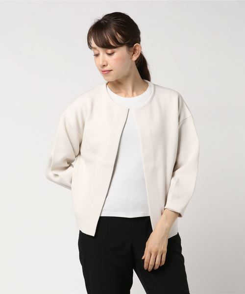 qualite(カリテ)の「フォルムニットジャケット(シャツ/ブラウス・レディース・ブラック/ダークグリーン/ベージュ/オフホワイト/ダークオレンジ・フリー)」の21枚目の写真