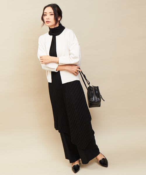qualite(カリテ)の「フォルムニットジャケット(シャツ/ブラウス・レディース・ブラック/ダークグリーン/ベージュ/オフホワイト/ダークオレンジ・フリー)」の12枚目の写真