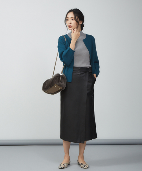 qualite(カリテ)の「フォルムニットジャケット(シャツ/ブラウス・レディース・ブラック/ダークグリーン/ベージュ/オフホワイト/ダークオレンジ・フリー)」の11枚目の写真