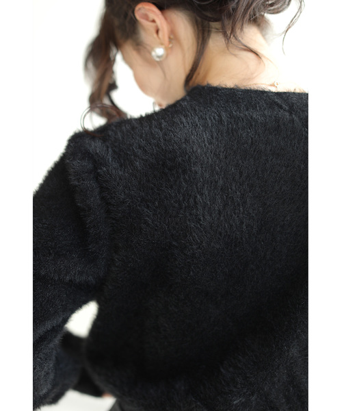 cawaii（カワイイ）の「（黒）パールの花ボタン輝くファーショートカーディガン（カーディガン/ボレロ・レディース・ブラック・FREE）」の18枚目の写真