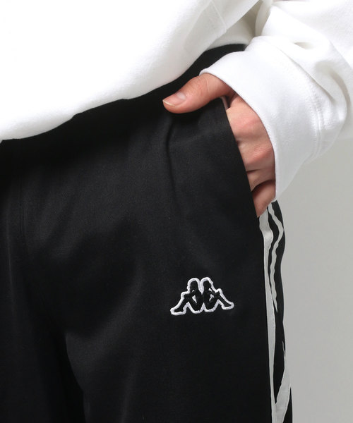 Kappa（カッパ）の「【Kappa】別注 サイドライントラックパンツ/ジョガーパンツ/ワンマイルウェア/カラーパンツ（その他パンツ・メンズ・ブラック×ホワイト/ブラック系その他/ブラック×グリーン/ブラック系その他2/ブラック系その他3/パープル/グリーン/ブラック×レッド/ブラック/ホワイト/ブラック系その他4/ブラック系その他5/ブラック系その他6/レッド/グリーン系その他/イエロー/ブルー/ブラック系その他7/レッド系その他・S/M/L/XL/LARGE/SMALL/X-LARGE/MEDIUM/S1/M1/L1/LL1/M2/LL2/S2/L2）」の20枚目の写真