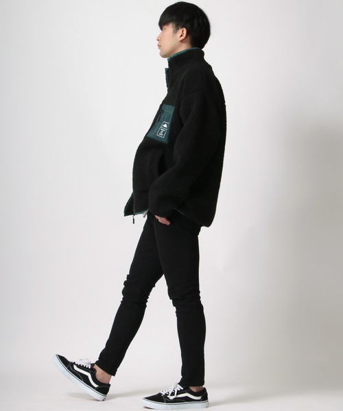 Kappa（カッパ）の「Kappa/カッパ 別注 オーバーサイズ シープボアジャケット レディース メンズ ブルゾン/ボアフリースジャケット（ブルゾン・メンズ・ベージュ/オフホワイト/モカ/ブラック/グリーン/ライトベージュ/ブラック系その他/ホワイト系その他/ブラック系その他3/ブラック系その他2/チャコールグレー/アイボリー/ブラック系その他4・M/L/XL/S）」の14枚目の写真