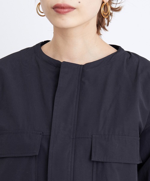 ADAM ET ROPE'（アダムエロペ）の「【WEB限定】マウンテンパーカー（マウンテンパーカー・レディース・ベージュ/ネイビー/キナリ・FREE）」の5枚目の写真