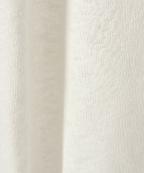 LAKOLE（ラコレ）の「リネンMIXボクシーTシャツ / LAKOLE（Tシャツ/カットソー・レディース・ホワイト/サンドグレー/レッド/ネイビー/ブラック/ブラウン・SMALL/MEDIUM）」の14枚目の写真