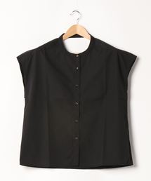 バックオープンデザインブラウス