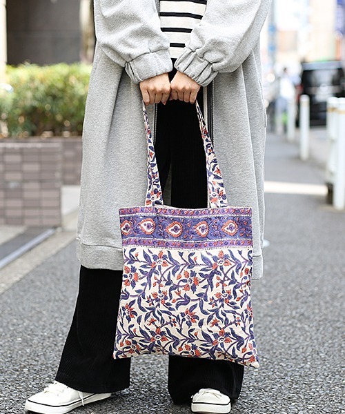 チチカカ（チチカカ）の「ブロックプリントエコトートバッグ（エコバッグ/サブバッグ・レディース・レッド/イエロー/グリーン・FREE）」の13枚目の写真