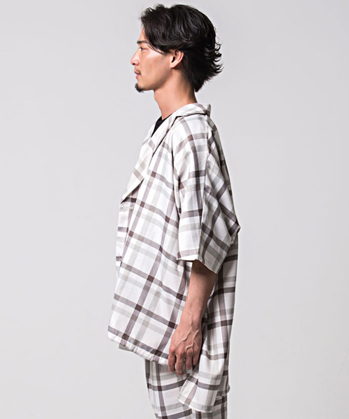 CavariA（キャバリア）の「『CavariA/キャバリア』チェック柄ビッグシルエットシャツジャケット（シャツ/ブラウス・メンズ・ベージュ/ホワイト・L/M）」の14枚目の写真