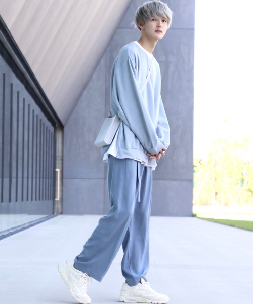 LILL(リル)の「スモーキートーンドロップショルダー袖ボリュームサイドスリットクルースウェット(スウェット・メンズ・ブルー/グリーン/ライトピンク/ダークグレー/オレンジ系その他・M/L/S)」の14枚目の写真