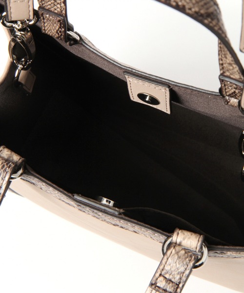 LAKOLE（ラコレ）の「アニマル柄切り替え2WAYトートバッグ / LAKOLE（ショルダーバッグ・レディース・ブラウン/ベージュ・FREE）」の14枚目の写真