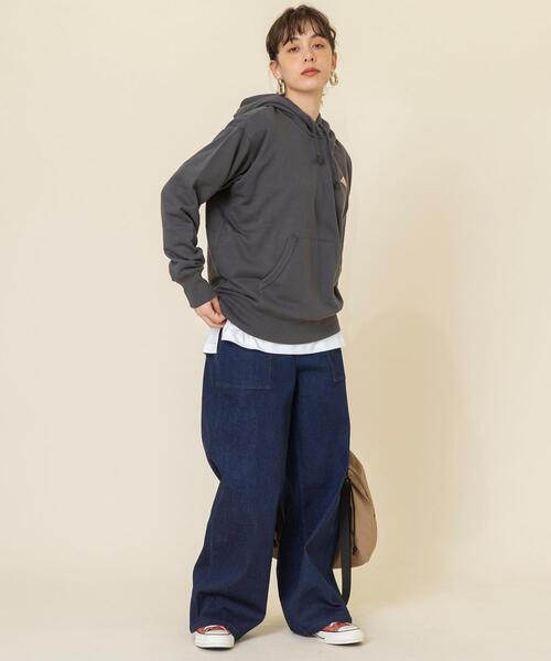 coen（コーエン）の「デニムベイカーパンツ（デニムパンツ・レディース・ナチュラル/ネイビー・LARGE/SMALL/MEDIUM）」の6枚目の写真