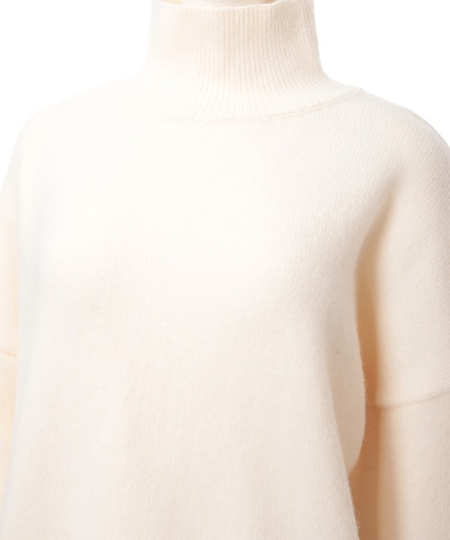 fifth(フィフス)の「バックスリットタートルニット(ニット/セーター・レディース・オフホワイト/ブルー/ブラック・MEDIUM)」の8枚目の写真
