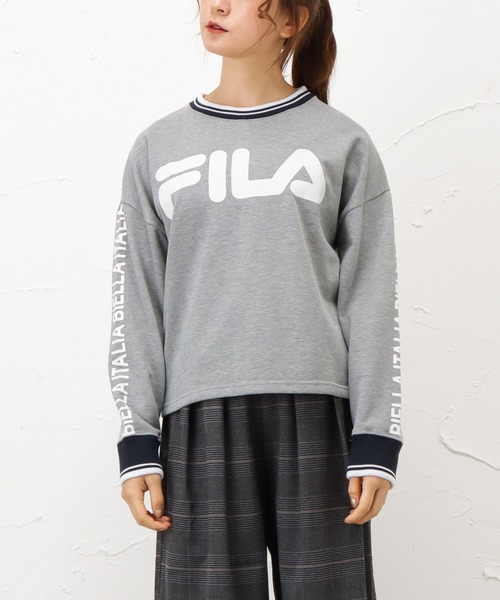 FILA(フィラ)の「FILA フィラ 裏毛ショート丈袖プリントラインリブトレーナー(スウェット・レディース・ネイビー/グレー/ピンク・M/L/XL)」の2枚目の写真