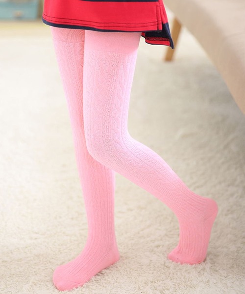 TeddyShop（テディショップ）の「キッズ ケーブル編みストレッチタイツ（タイツ/ストッキング・キッズ・チャコールグレー/ワインレッド/ベージュ/グレー/ラベンダー/パープル/ピンク/ネイビー/ブラック/ホワイト・95/135/125/115/105）」の9枚目の写真