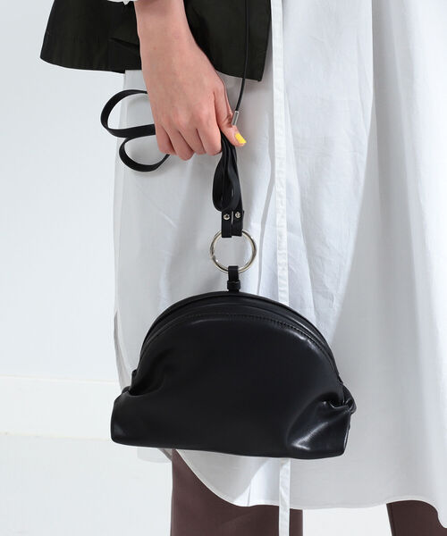 Ray BEAMS(レイビームス)の「Ray BEAMS / 口バネ ボリューム バッグ(トートバッグ・レディース・ブラック/ベージュ・ONE SIZE)」の2枚目の写真