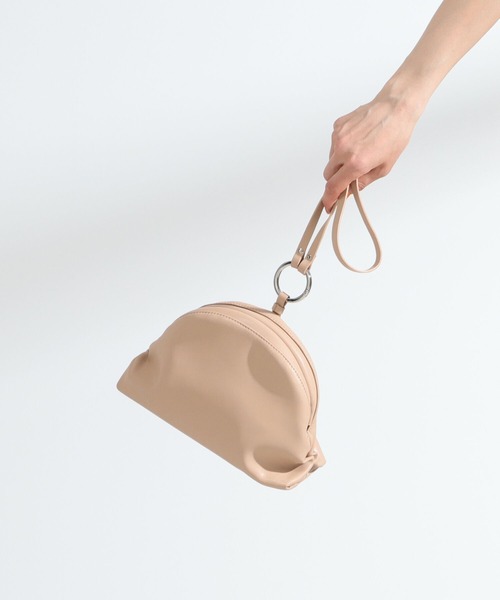 Ray BEAMS(レイビームス)の「Ray BEAMS / 口バネ ボリューム バッグ(トートバッグ・レディース・ブラック/ベージュ・ONE SIZE)」の1枚目の写真