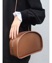 アーチショルダーバッグ