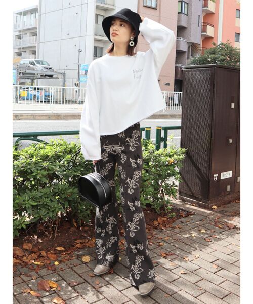 EMODA（エモダ）の「アーチショルダーバッグ（ショルダーバッグ・レディース・ブラック/ブラウン・FREE）」の6枚目の写真