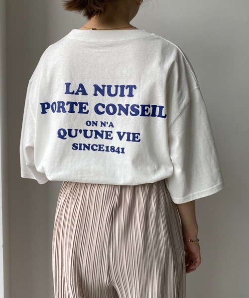 moment+（モーメントプラス）の「コットン100％カラーロゴプリント半袖T（Tシャツ/カットソー・レディース・チャコールグレー/ベージュ/オフホワイト/オレンジ/ブルー/グリーン・M）」の17枚目の写真