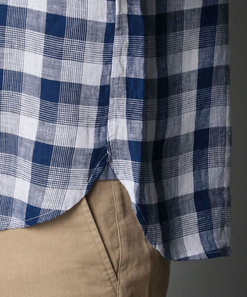 NOLLEY'S goodman（ノーリーズグッドマン）の「パラシュートボタン リネン七分袖 シャツ（シャツ/ブラウス・メンズ・ホワイト/ネイビー/ブルー系その他2/ブルー系その他3/レッド系その他3・S/M/L/XL）」の11枚目の写真