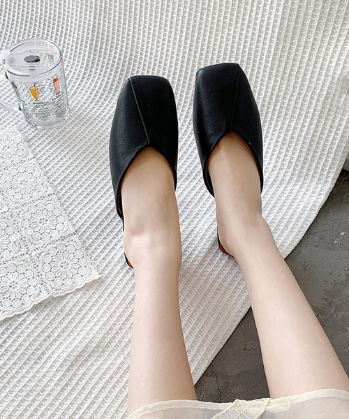 me+em select（ミームセレクト）の「【数量限定販売】Ｖカットスクエアトゥミュールサンダル（サンダル・レディース・ブラック/グリーン/ホワイト・23.5/24.5/24/23）」の19枚目の写真