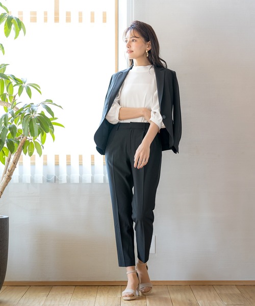 WHITE JOOLA(ホワイトジョーラ)の「【洗濯機で洗える】抗菌ストレッチ・多機能テーラードジャケット(前裏付)(テーラードジャケット・レディース・ブラック/グレー/グレイッシュベージュ・7号/9号/11号/13号)」の19枚目の写真