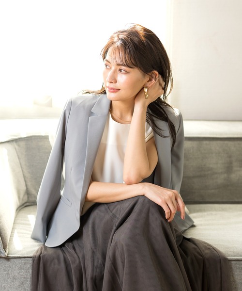 WHITE JOOLA(ホワイトジョーラ)の「【洗濯機で洗える】抗菌ストレッチ・多機能テーラードジャケット(前裏付)(テーラードジャケット・レディース・ブラック/グレー/グレイッシュベージュ・7号/9号/11号/13号)」の20枚目の写真