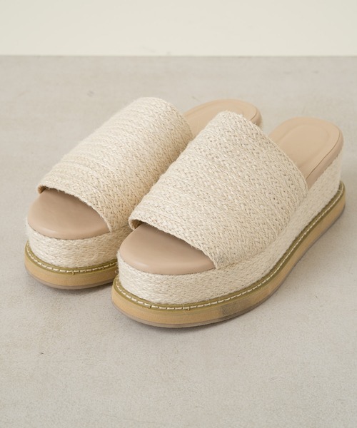 Kastane(カスタネ)の「厚底カラージュートサンダル(サンダル・レディース・ブラック/アイボリー・36/38/37)」の12枚目の写真