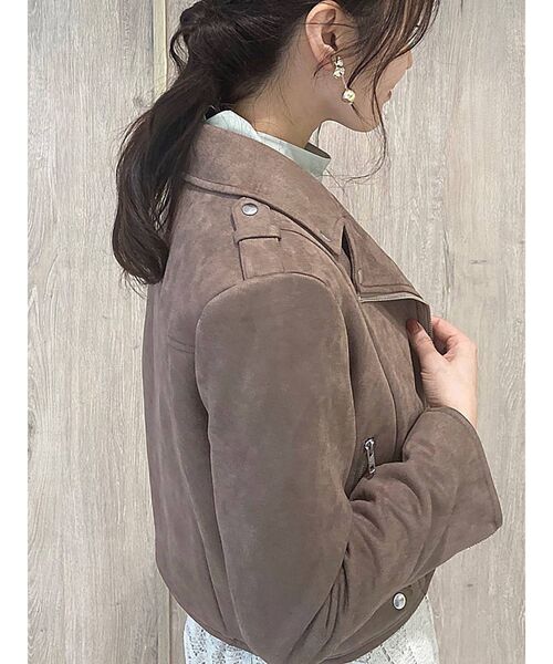 MERCURYDUO(マーキュリーデュオ)の「フェイクスエードライダースジャケット(テーラードジャケット・レディース・ブラウン/アイボリー・FREE)」の13枚目の写真