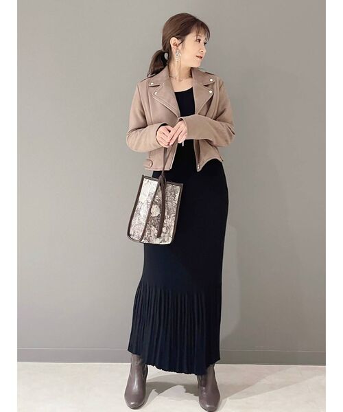 MERCURYDUO(マーキュリーデュオ)の「フェイクスエードライダースジャケット(テーラードジャケット・レディース・ブラウン/アイボリー・FREE)」の8枚目の写真