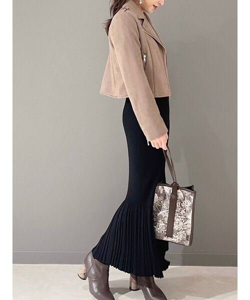 MERCURYDUO(マーキュリーデュオ)の「フェイクスエードライダースジャケット(テーラードジャケット・レディース・ブラウン/アイボリー・FREE)」の4枚目の写真