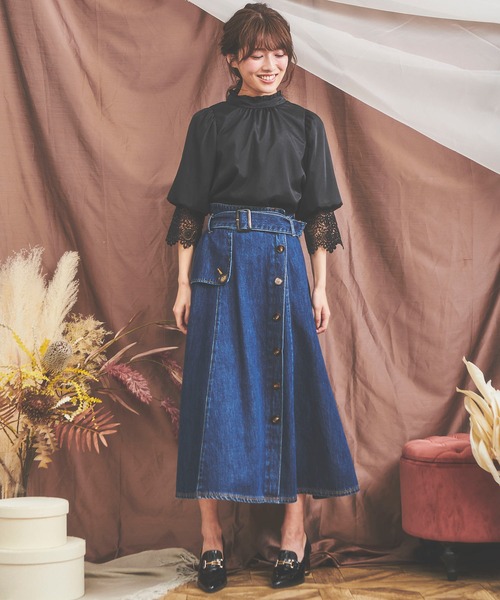 【ヴァレンティノ】VLTN デニムスカート　S NOELA（ノエラ）の「トレンチディティールデニムスカート（デニム