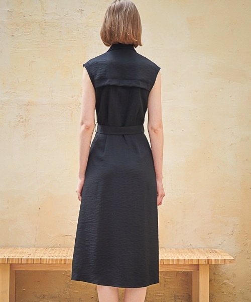 ACUD（アクド）の「【ACUD 】スリーブレステイラード ラップワンピース / Sleeveless Tailored Wrap One-Piece（シャツワンピース・レディース・ホワイト/ブラック/ブルー・SMALL/MEDIUM）」の10枚目の写真