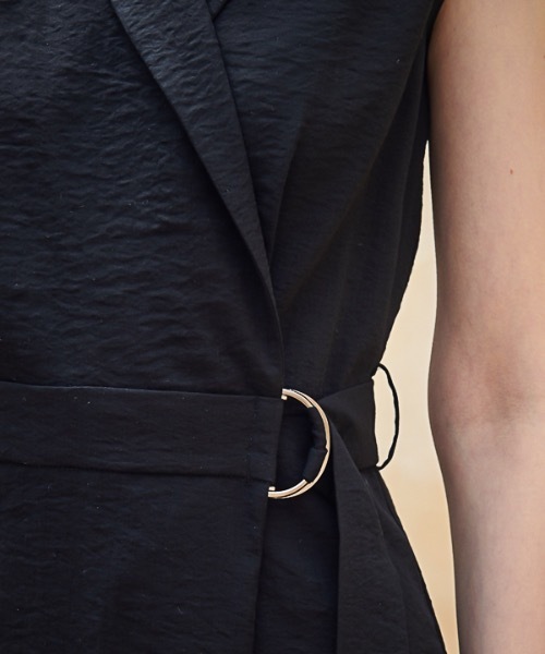 ACUD（アクド）の「【ACUD 】スリーブレステイラード ラップワンピース / Sleeveless Tailored Wrap One-Piece（シャツワンピース・レディース・ホワイト/ブラック/ブルー・SMALL/MEDIUM）」の14枚目の写真