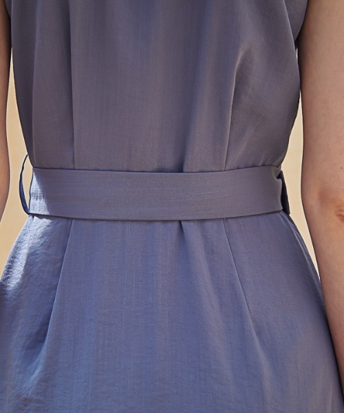 ACUD（アクド）の「【ACUD 】スリーブレステイラード ラップワンピース / Sleeveless Tailored Wrap One-Piece（シャツワンピース・レディース・ホワイト/ブラック/ブルー・SMALL/MEDIUM）」の22枚目の写真