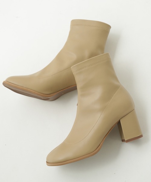 RAY CASSIN（レイカズン）の「ストレッチオブリークブーツ（ブーツ・レディース・ブラック/ベージュ/ブラウン/キナリ・SMALL/MEDIUM/LARGE）」の4枚目の写真